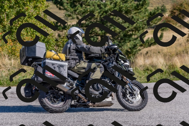 202509211035-DSC_4197_c4_