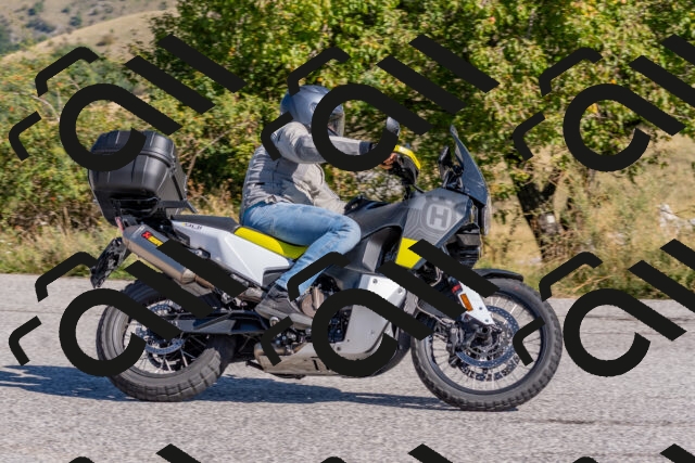 202509211040-DSC_4218_c4_