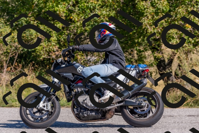 202509211046-DSC_4244_c4_