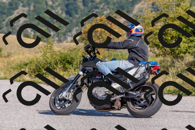 202509211046-DSC_4245_c4_