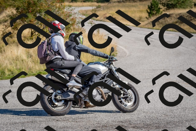 202509211053-DSC_4268_c4_