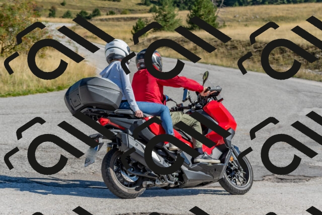 202509211058-DSC_4280_c4_