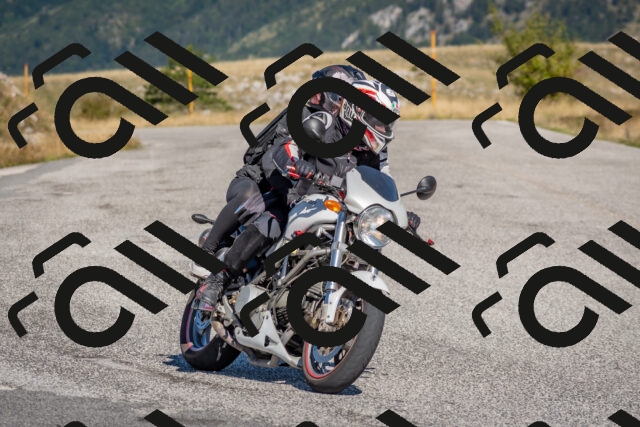 202509211059-DSC_4288_c4_