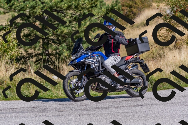 202509211133-DSC_4542_c4_