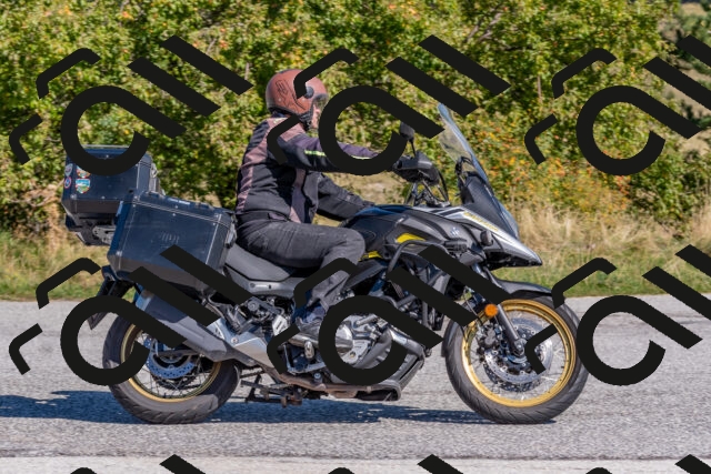 202509211133-DSC_4552_c4_