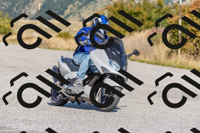 202509211134-DSC_4564_c4_