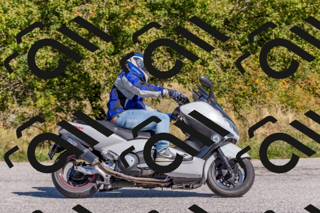 202509211134-DSC_4566_c4_