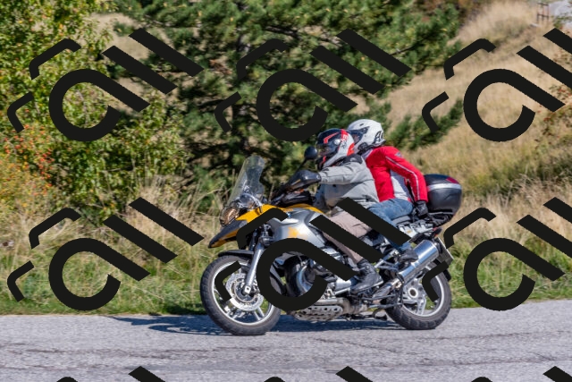 202509211143-DSC_4608_c4_