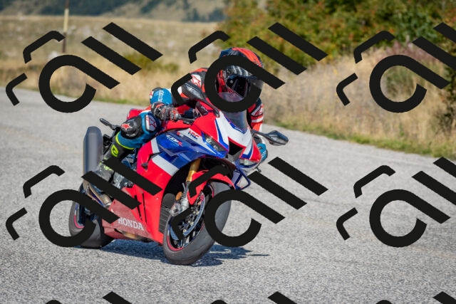 202509211144-DSC_4620_c4_