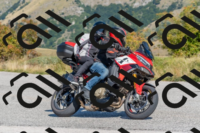 202509211147-DSC_4652_c4_