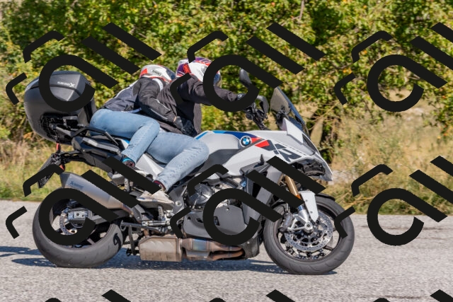 202509211200-DSC_4786_c4_