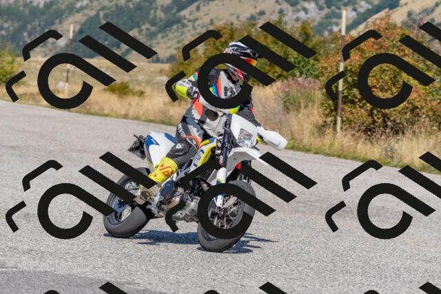 202509211203-DSC_4817_c4_