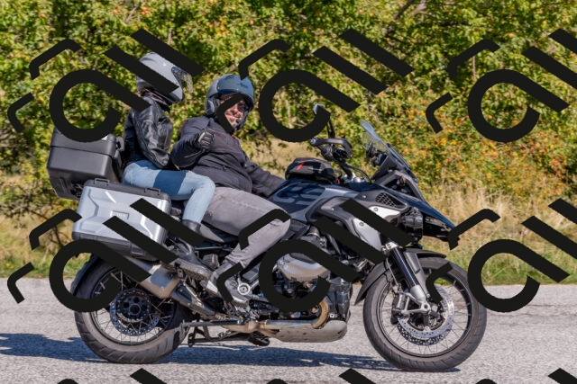 202509211205-DSC_4838_c4_