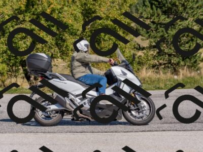 202509211213-DSC_4937_c4_