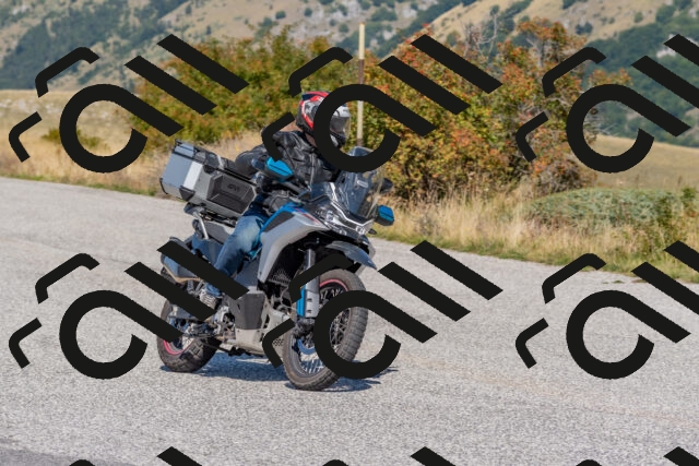 202509211219-DSC_4982_c4_