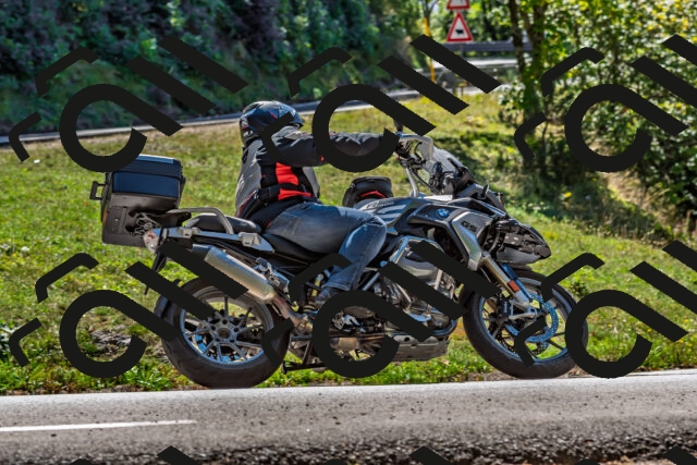 202509201314-DSC_1333_d2_