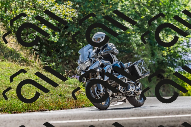 202509201321-DSC_1356_d2_