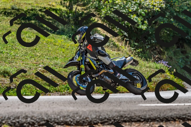 202509201329-DSC_1370_d2_