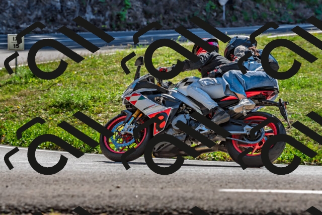 202509201330-DSC_1379_d2_