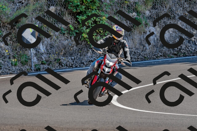 202509201340-DSC_1392_d2_