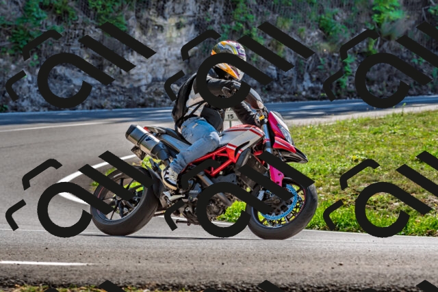 202509201340-DSC_1394_d2_