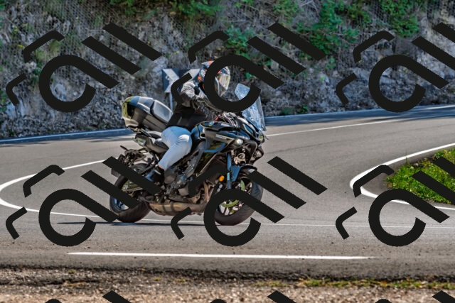 202509201345-DSC_1408_d2_