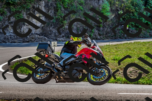 202509201351-DSC_1437_d2_