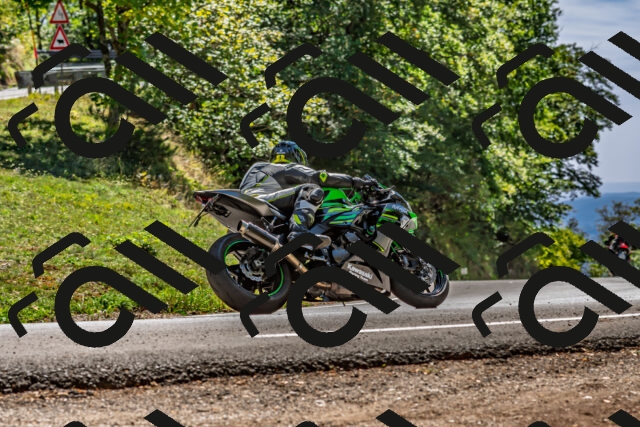 202509201359-DSC_1458_d2_