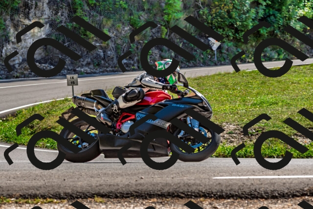 202509201435-DSC_1586_d2_