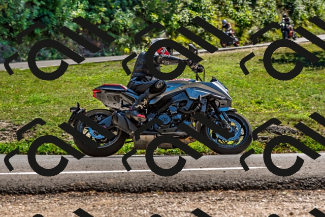 202509201435-DSC_1591_d2_