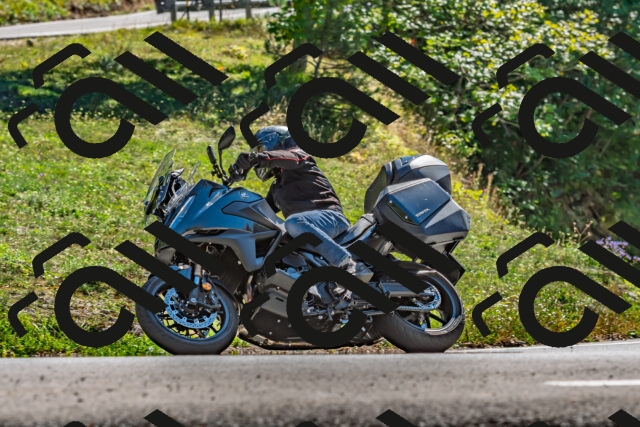 202509201438-DSC_1605_d2_