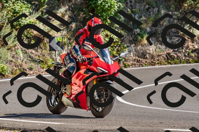 202509201448-DSC_1644_d2_