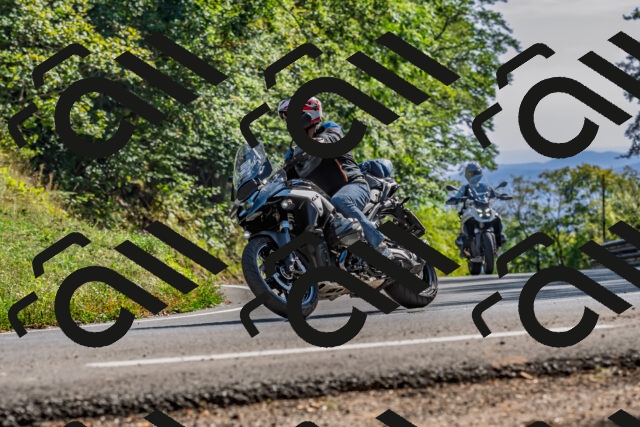 202509201559-DSC_1873_d2_