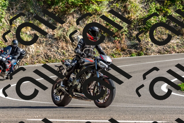 202509201602-DSC_1892_d2_