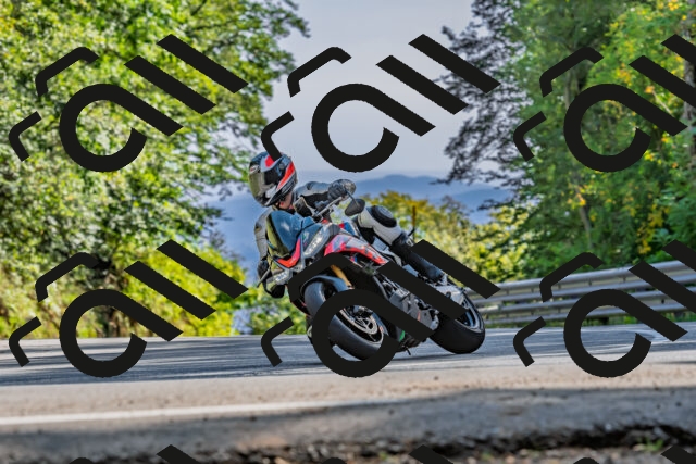 202509201612-DSC_1971_d2_