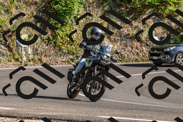 202509201625-DSC_2016_d2_