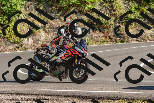 202509201625-DSC_2022_d2_