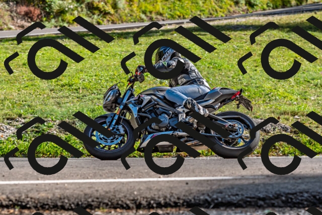 202509201631-DSC_2042_d2_