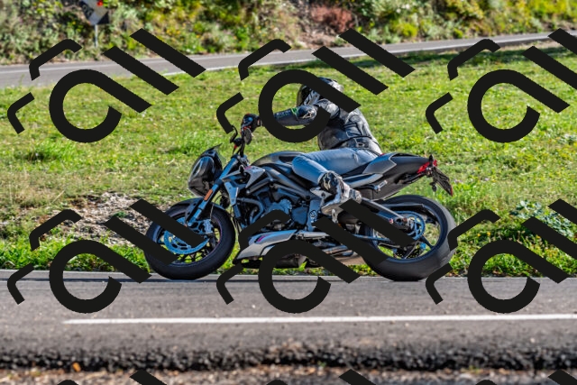 202509201631-DSC_2043_d2_