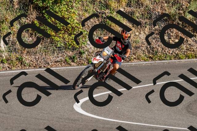 202509201632-DSC_2044_d2_