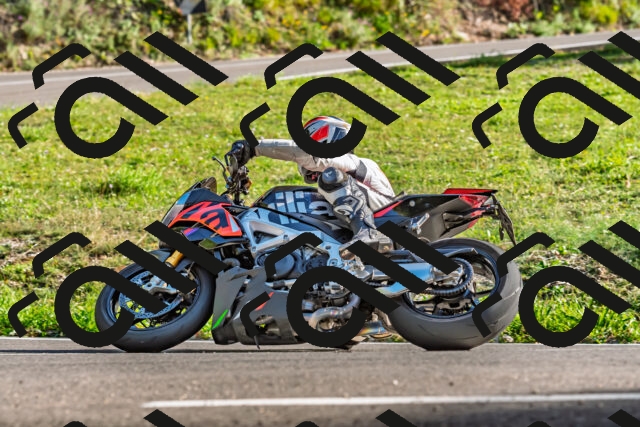 202509201639-DSC_2090_d2_