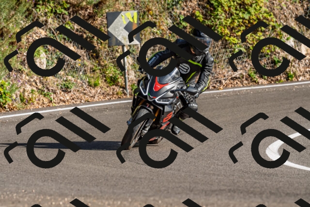 202509201640-DSC_2106_d2_