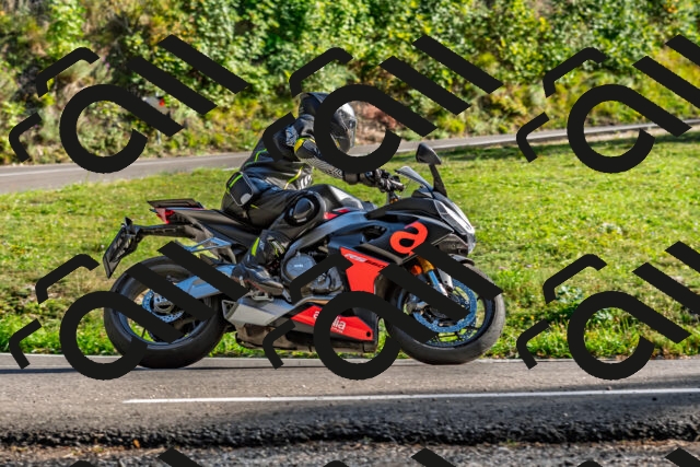 202509201640-DSC_2109_d2_