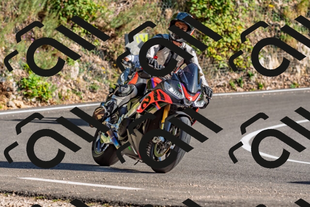 202509201642-DSC_2134_d2_