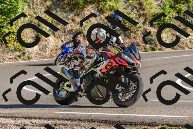 202509201642-DSC_2135_d2_