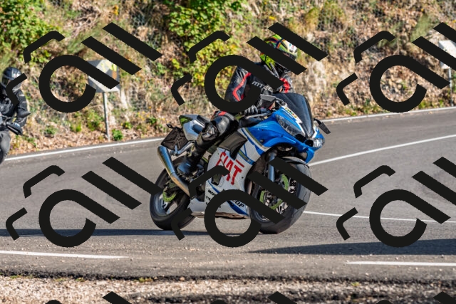 202509201657-DSC_2203_d2_