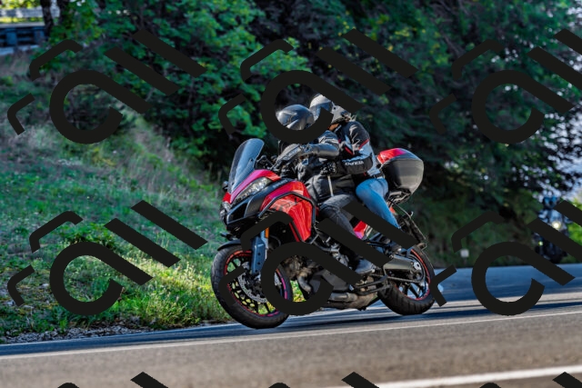 202509211024-DSC_2414_d2_