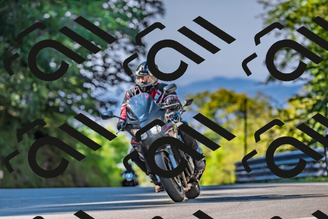 202509211034-DSC_2482_d2_