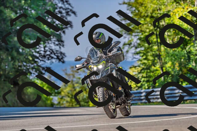 202509211038-DSC_2529_d2_