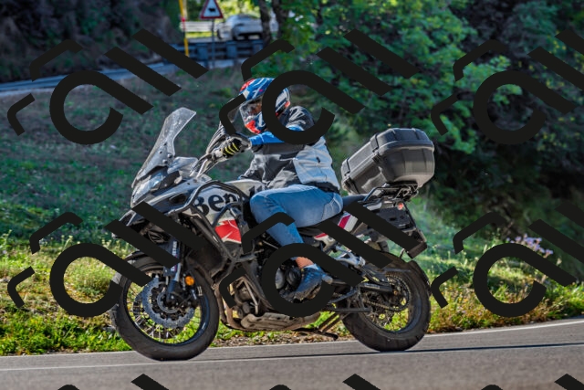 202509211046-DSC_2555_d2_